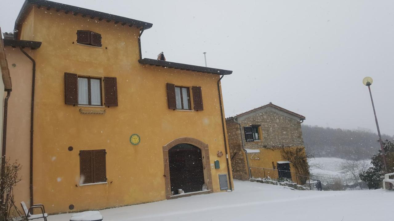 Bed & Breakfast Casa Lisetta Valtopina Kültér fotó